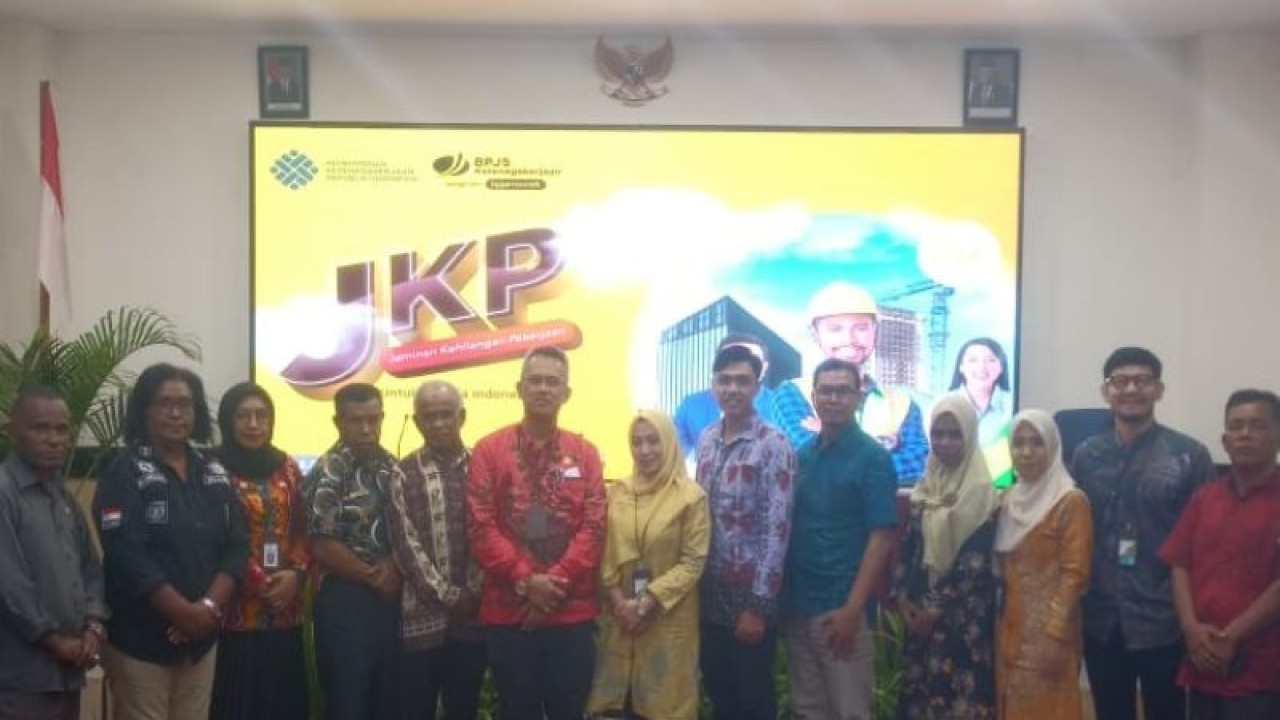 BPJAMSOSTEK Papua Barat menggelar sosialisasi tentang program JKP di Sorong, Senin (10/4/2023). (FOTO ANTARA/Yuvensius Lasa Banafanu)