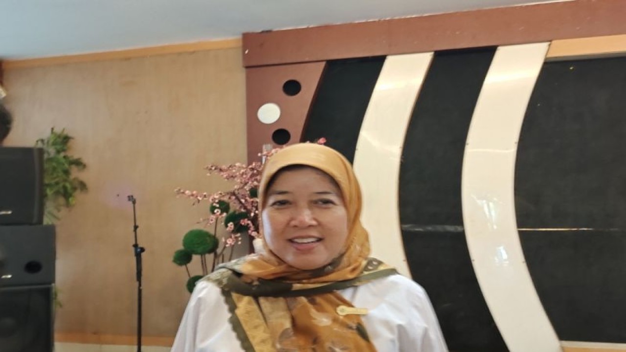 Arsip Foto - Pemimpin Wilayah Perum Bulog Kantor Wilayah Lampung Etik Yulianti. (ANTARA/Ruth Intan Sozometa Kanafi)