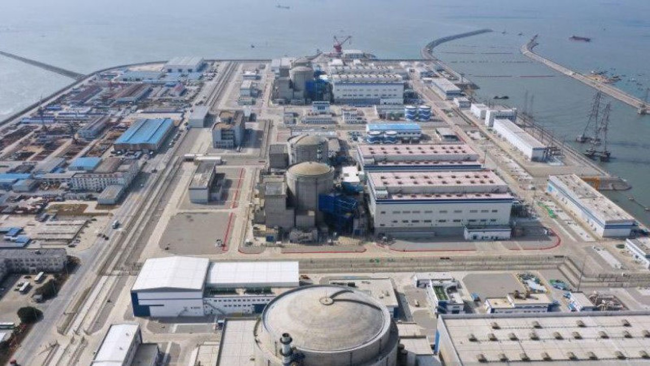 Hualong One, reaktor nuklir generasi ketiga China, yang baru dioperasikan di pesisir Provinsi Fujian. (ANTARA/HO-People's Daily)