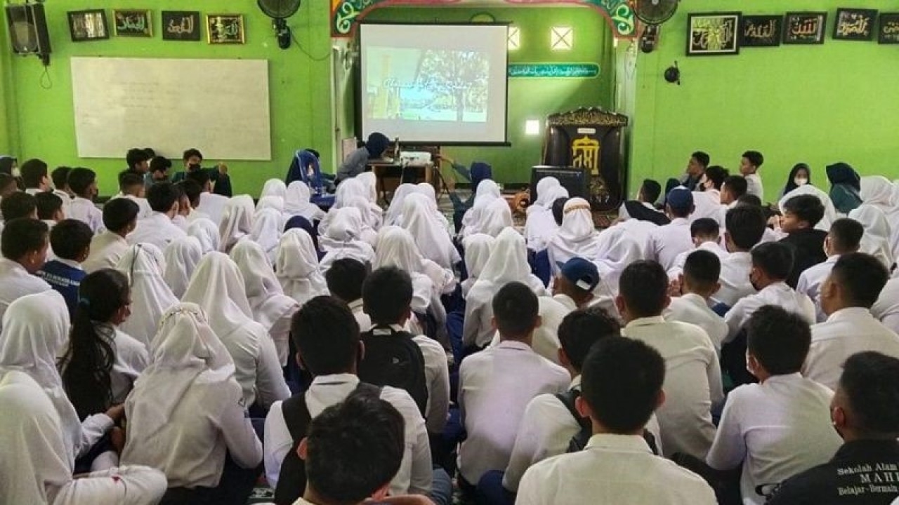 Dikbud Provinsi Bengkulu tetapkan libur SMA sederajat dari 19 April hingga 2 Mei 2023. ANTARA/Anggi Mayasari