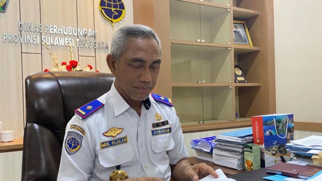 Kepala Dishub Sultra Muhammad Rajulan. (Antara/La Ode Muh Deden Saputra)