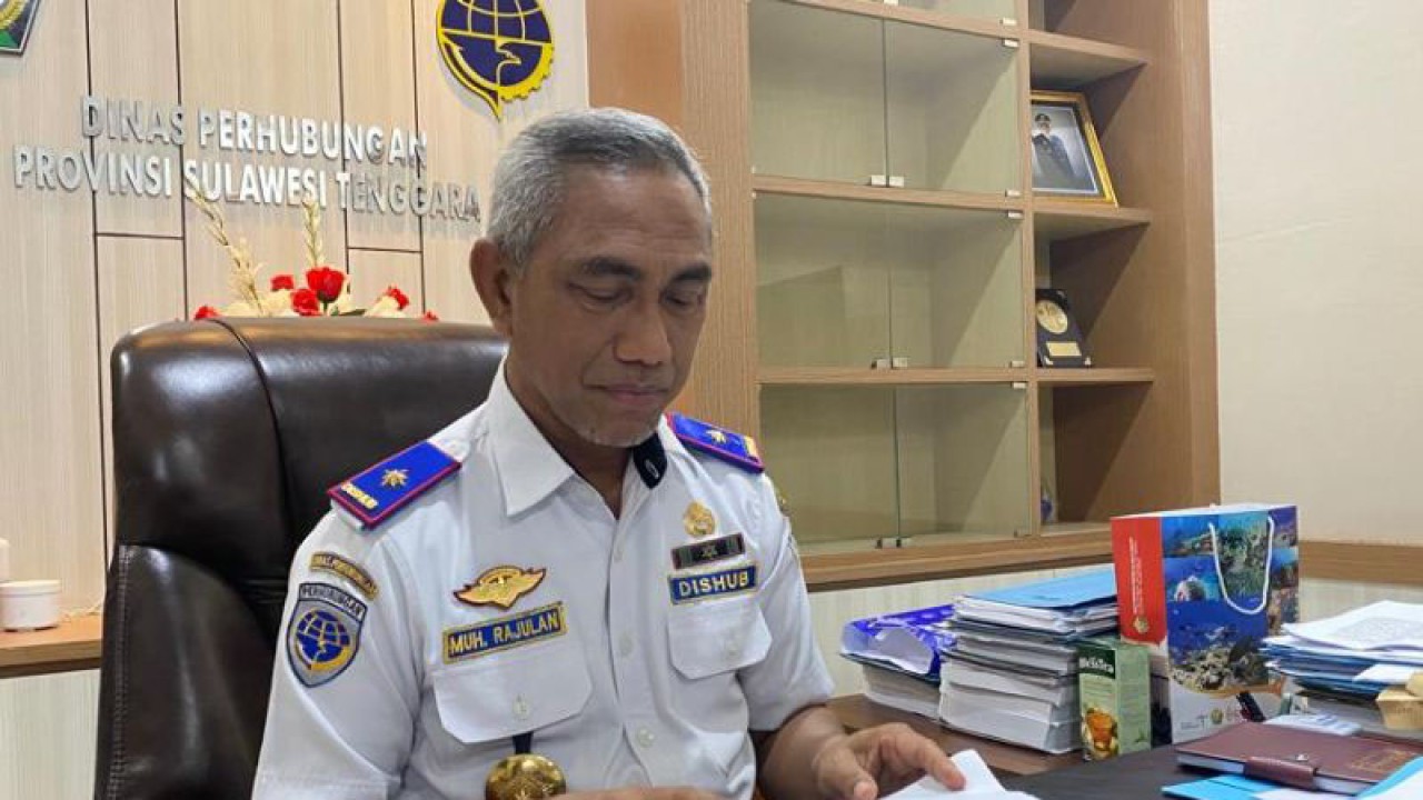 Kepala Dishub Sultra Muhammad Rajulan. (Antara/La Ode Muh Deden Saputra)