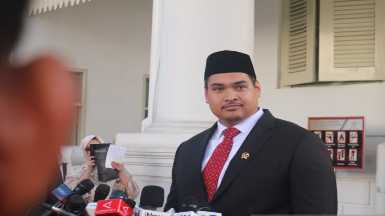 Menteri Pemuda dan Olahraga Dito Ariotedjo saat ditemui usai pelantikan di Istana Negara Jakarta, Senin (3/4/2023) ANTARA/Rangga Pandu Asmara Jingga