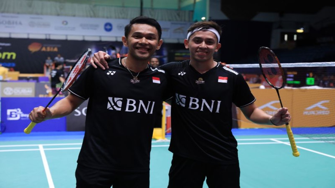Ganda putra Fajar Alfian/Muhammad Rian Ardianto melaju ke perempat final Kejuaraan Badminton Asia (BAC) 2023 usai mengalahkan pasangan Lee Jhe Huei/Hsu Ya Ching (Taiwan) di Dubai, Uni Emirat Arab, Kamis. (ANTARA/HO-PP PBSI)
