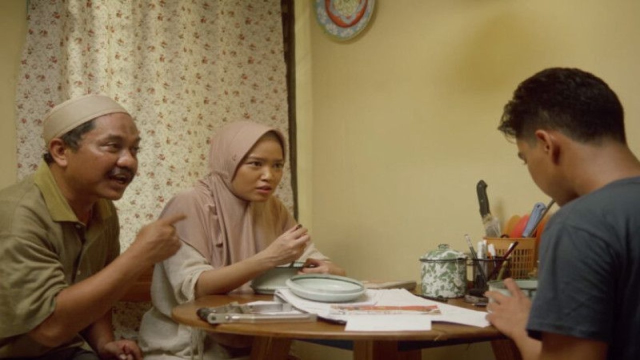 Film pendek "Kabar dari Kubur" (2021) karya sutradara Muhammad Rasyid Baihaqi. (ANTARA/HO-jakartafilmweek.com)