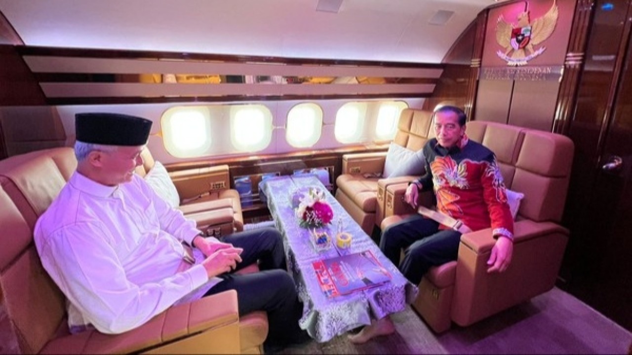 Ganjar Pranowo dan Presiden Jokowi. (Net)