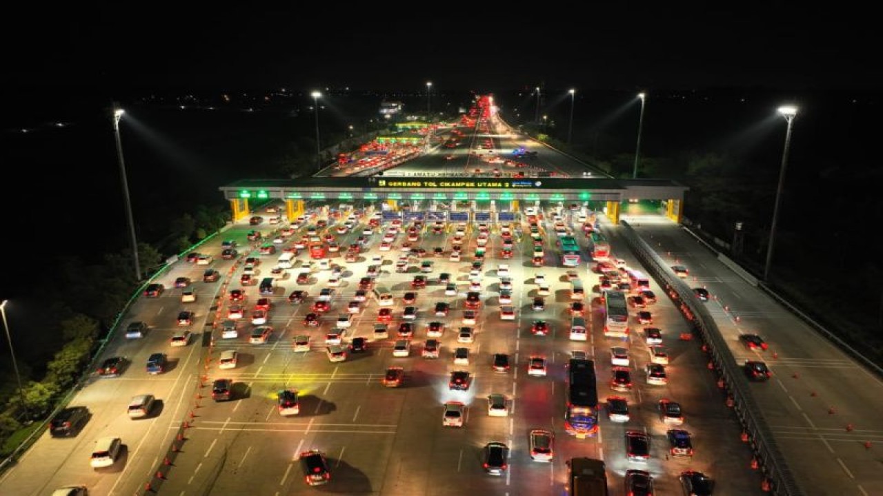 Gerbang Tol Cikarang Utama (ANTARA/ HO-Jasa Marga)