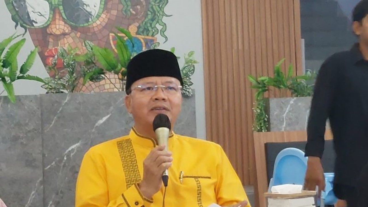 Gubernur Bengkulu Rohidin Mersyah. (ANTARA/Boyke Ledy Watra)