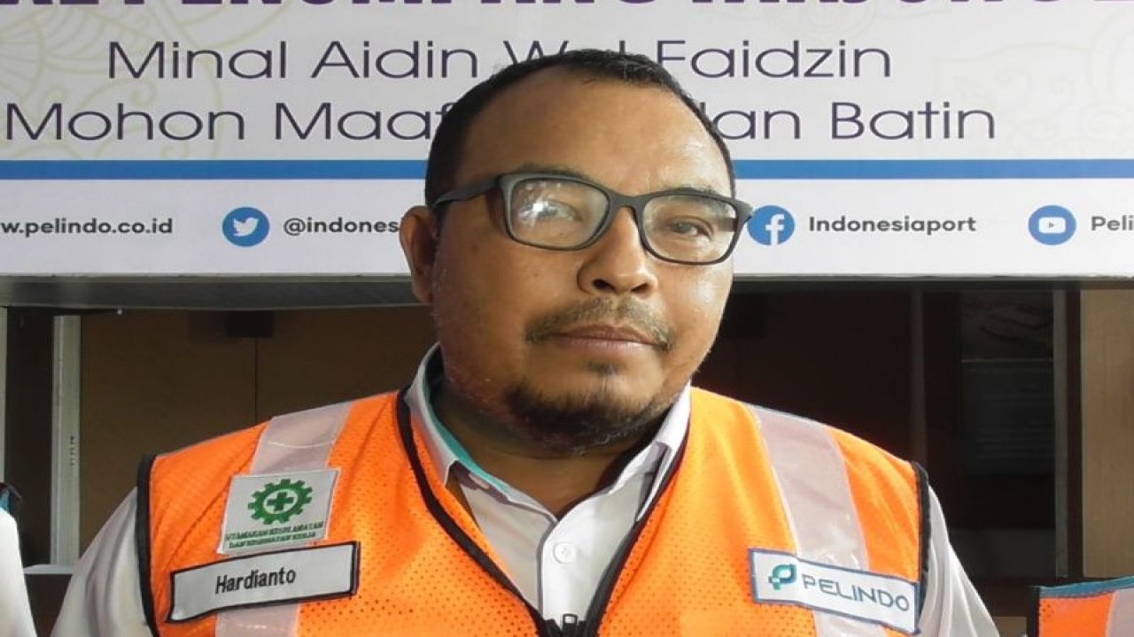 General Manajer PT Pelindo Cabang Pelabuhan Tanjung Emas Semarang Hardianto (ANTARA/ I.C.Senjaya)