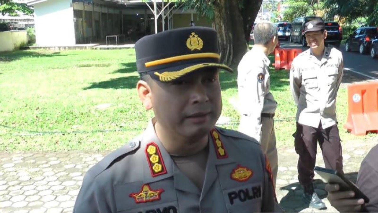 Kepala Kepolisian Resor Kota Besar Palembang Kombes Pol Haryo Sugihartono (ANTARA/M Riezko Bima Elko P)