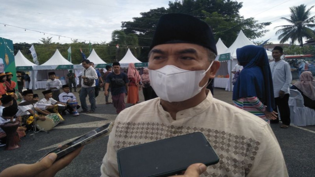 Kepala Dinas Pendidikan Kabupaten Lombok Tengah, Idham Halid (ANTARA/Akhyar)