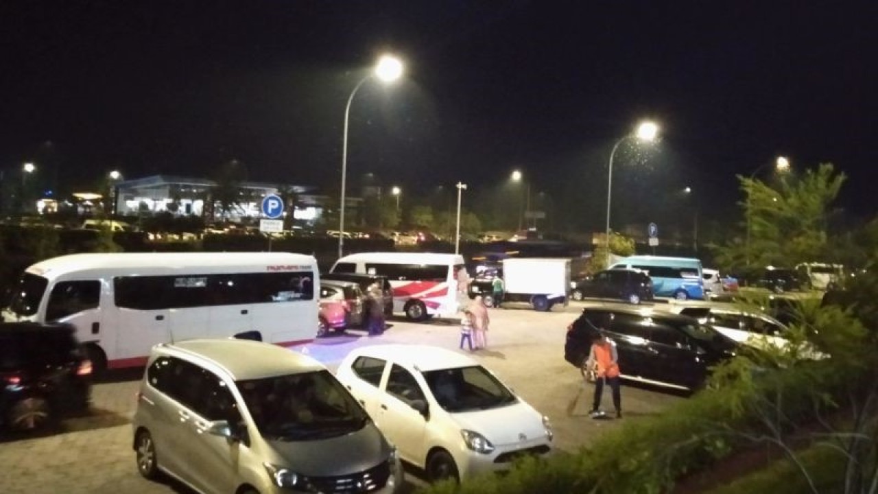 Ilustrasi rest area di jalan Tol Cipali. (ANTARA/Ali Khumaini/dok)