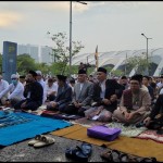 Jamaah Shalat Id Muhammadiyah padati pacuan kuda Pulomas meski hujan-1682045922
