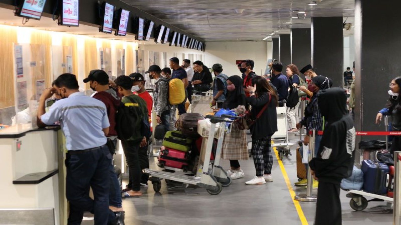 Kondisi penumpang di bandara Juanda. ANTARA / HO AP I Juanda (dok)