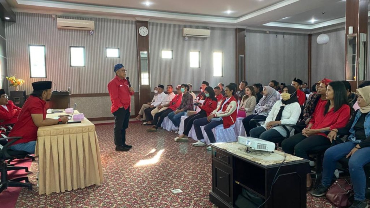 Kader Banteng Kota Serang dan Cilegon Dukung Ananta Wahana