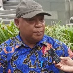 Kadis Kependudukan dan Catatan Sipil Biak Kalep Ampnir. ANTARA/Muhsidin-1682048195