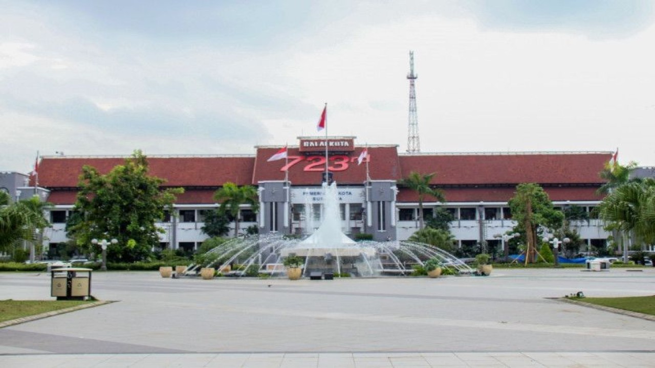 Kantor Pemkot Surabaya (ANTARA/HO-Diskominfo Surabaya)