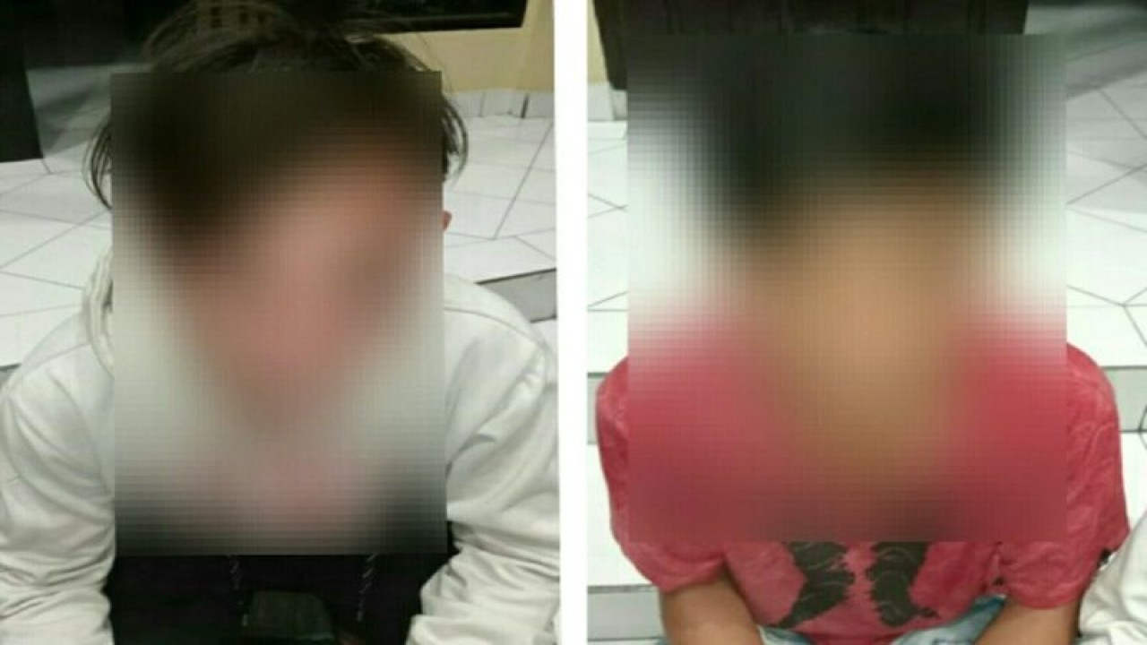 Kedua pelaku yang diamankan. ANTARA/HO-Humas Polda Sulut (1)