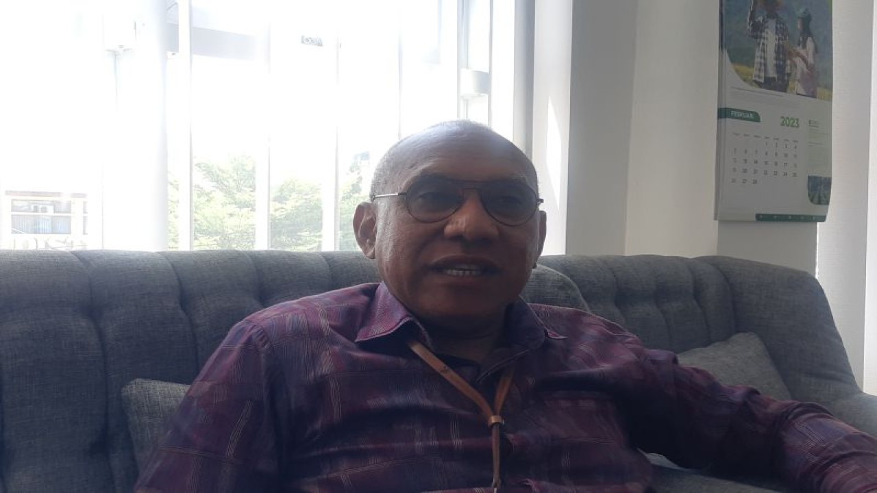 Kepala BPS Kota Jayapura Jefrry De Fretes (ANTARA/Ardiles Leloltery)