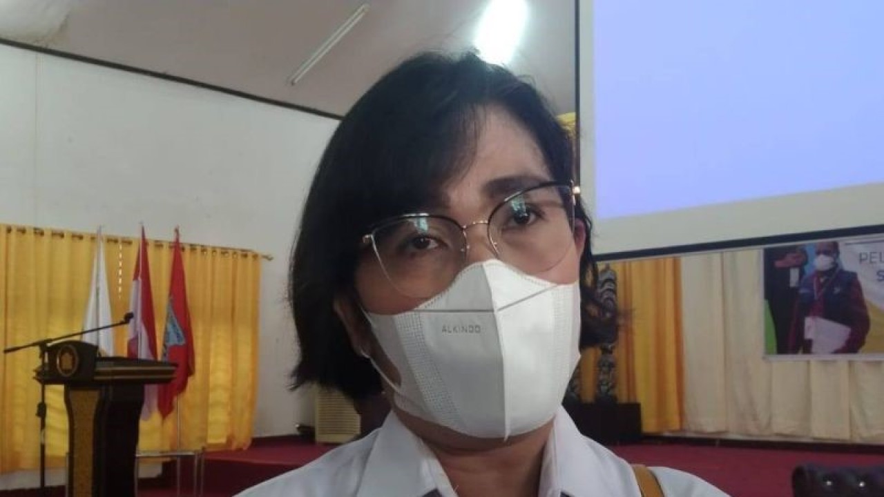 Kepala BPS Kota Sorong, Merry. (ANTARA/Yuvensius Lasa Banafanu)