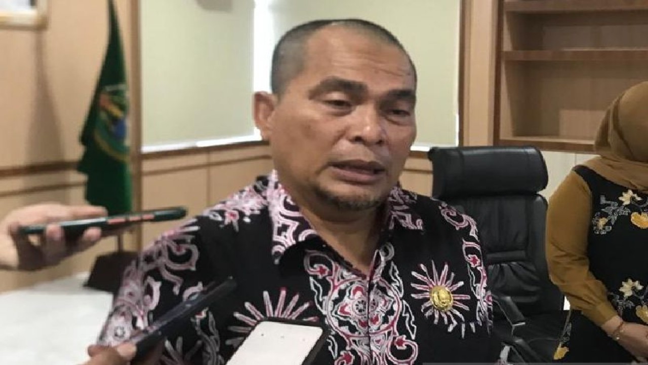 Kepala Dinas Kesehatan Provinsi Sumatera Utara, Alwi Mujahit Hasibuan (ANTARA/Anggi Luthfi Panggabean)
