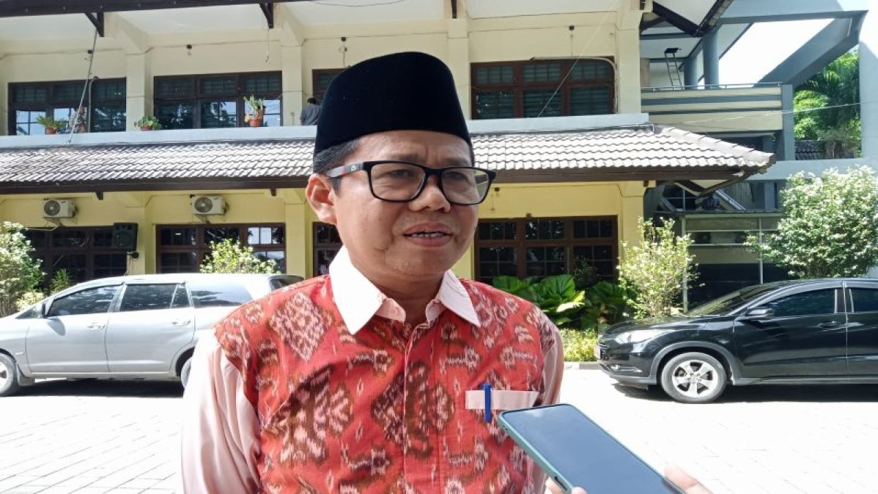 Kepala Dinas Pendidikan (Disdik) Kota Mataram Yusuf, S.Pd. (Foto: ANTARA/Nirkomala)