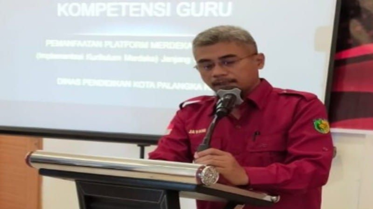 Kepala Dinas Pendidikan Kota Palangka Raya, Kalimantan Tengah Jayani. FOTO ANTARA/Adi Wibowo