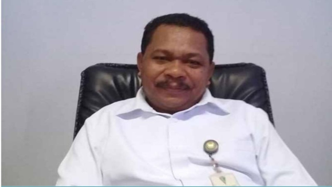Kepala Dinas Tenaga Kerja Kota Ambon Stiven Patty. ANTARA/Penina F. Mayaut.