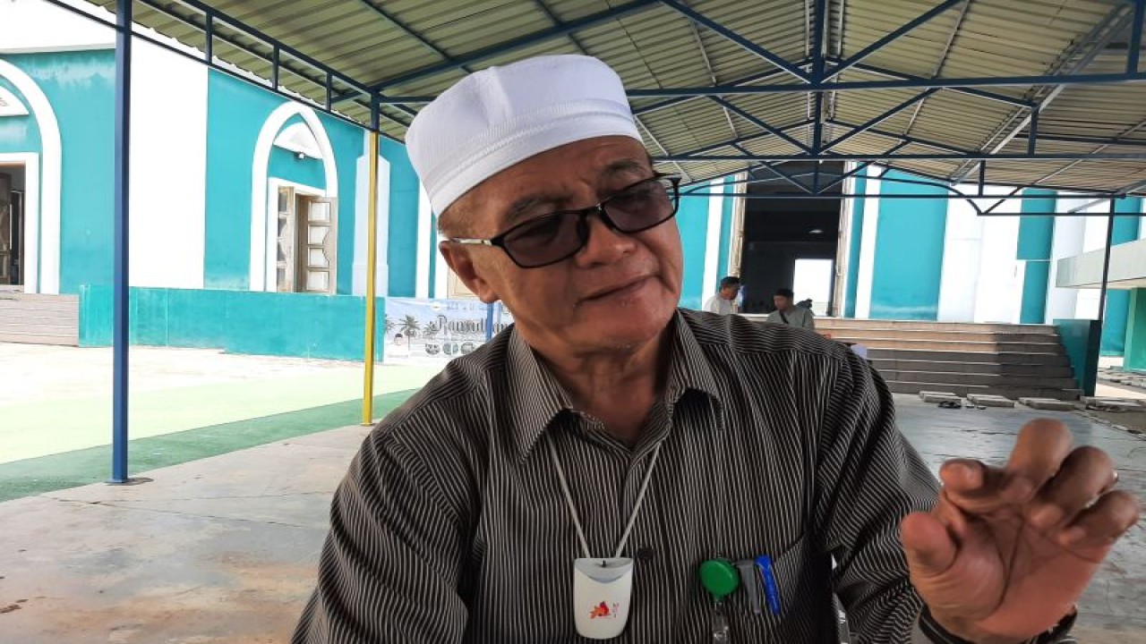 Ketua BAZNAS Provinsi Kepulauan Riau Arusman Yusuf. (ANTARA/Ogen)