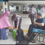 Kisah mereka yang lembur selagi masyarakat sedang berlibur-1682495177