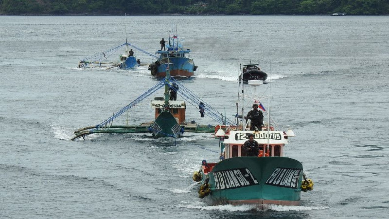Kapal ikan asing yang ditangkap KKP di perairan Indonesia. ANTARA/HO-Humas PSDKP.