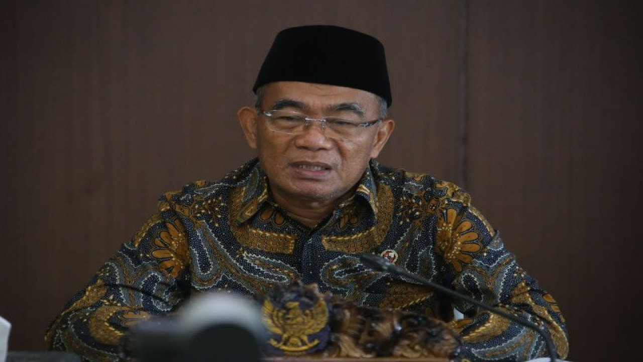 Menteri Koordinator Bidang Pembangunan Manusia dan Kebudayaan (Menko PMK) Muhadjir Effendy. ANTARA/HO-Humas Kemenko PMK.