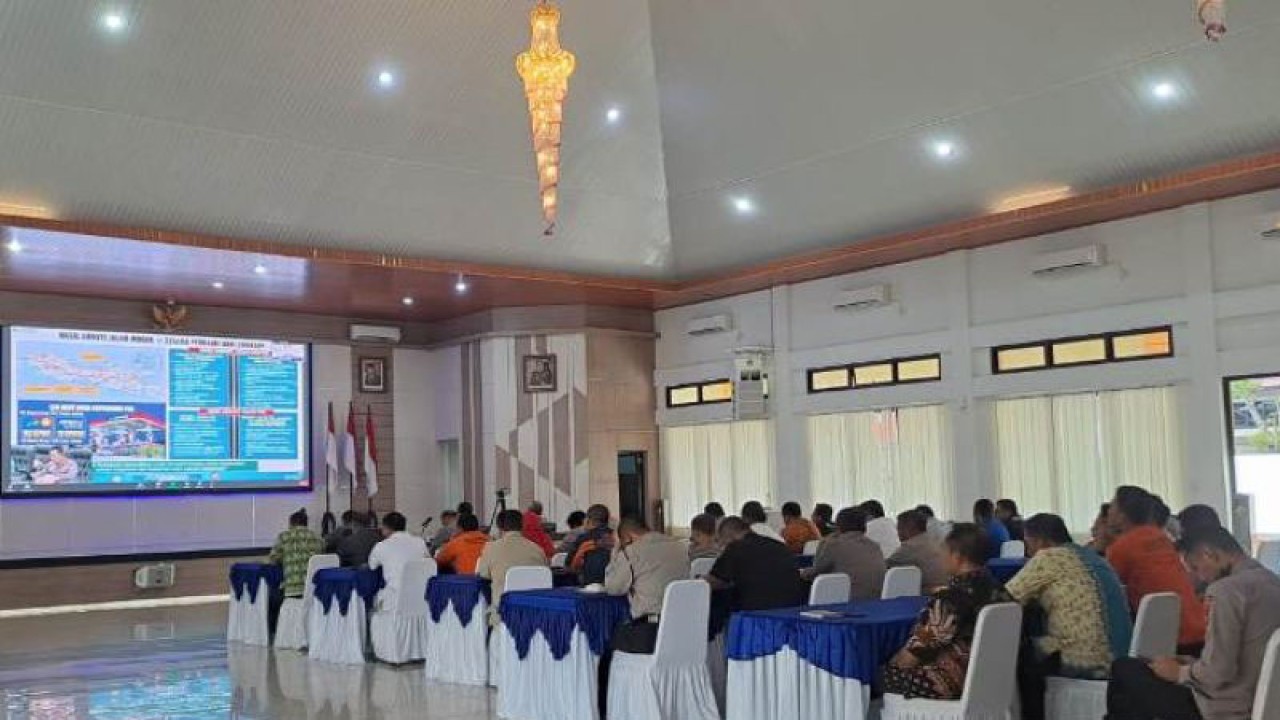 Polda Kepulauan Bangka Belitung gelar rakor kesiapan mudik Lebaran Idul Fitri 1444 Hijriyah di Pangkalpinang, Kamis. (Aprionis)