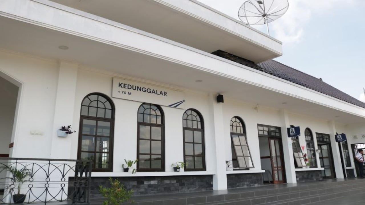 Stasiun Kedunggalar, Kabupaten Ngawi, Jawa Timur. ANTARA/ HO-Daop 7 Madiun