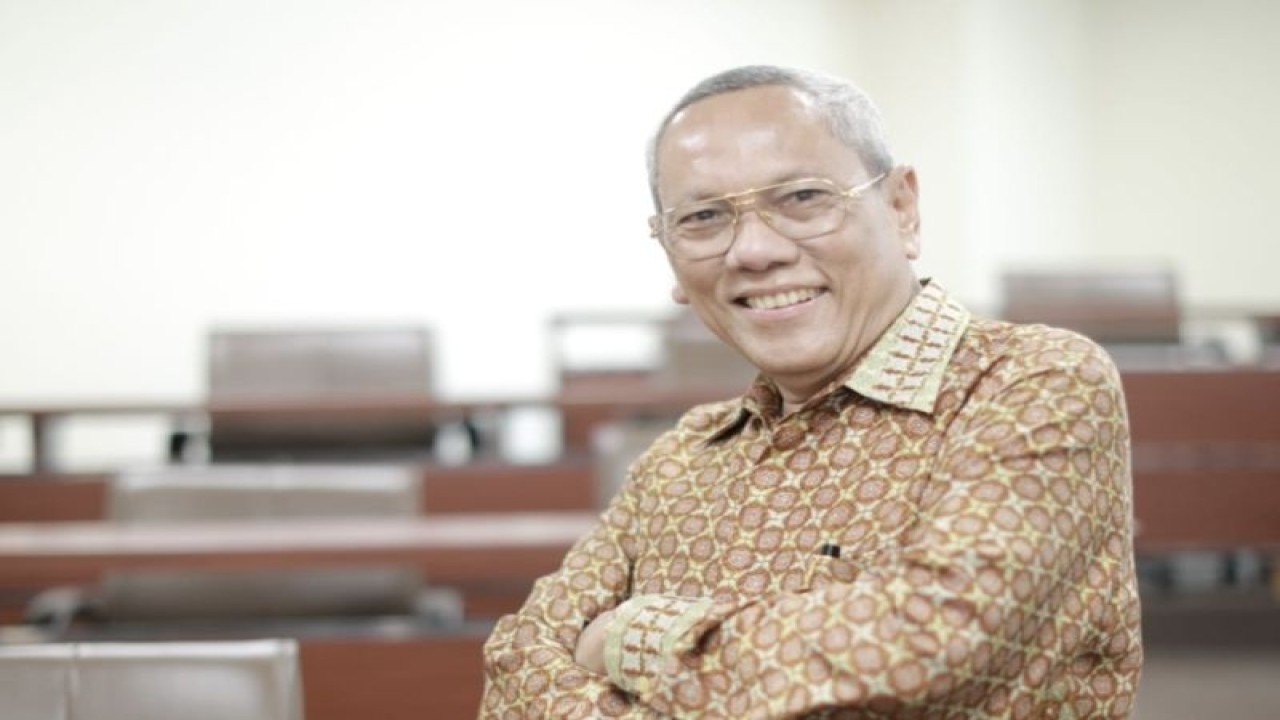 Pakar ilmu kesehatan yang juga Direktur Pasca-Sarjana Prof. Tjandra Yoga Aditama. (ANTARA/HO-YARSI).