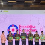Pemberian penghargaan Nabawi Award 2023 dari ICMI (ANTARA/Foto: istimewa)-1681367125