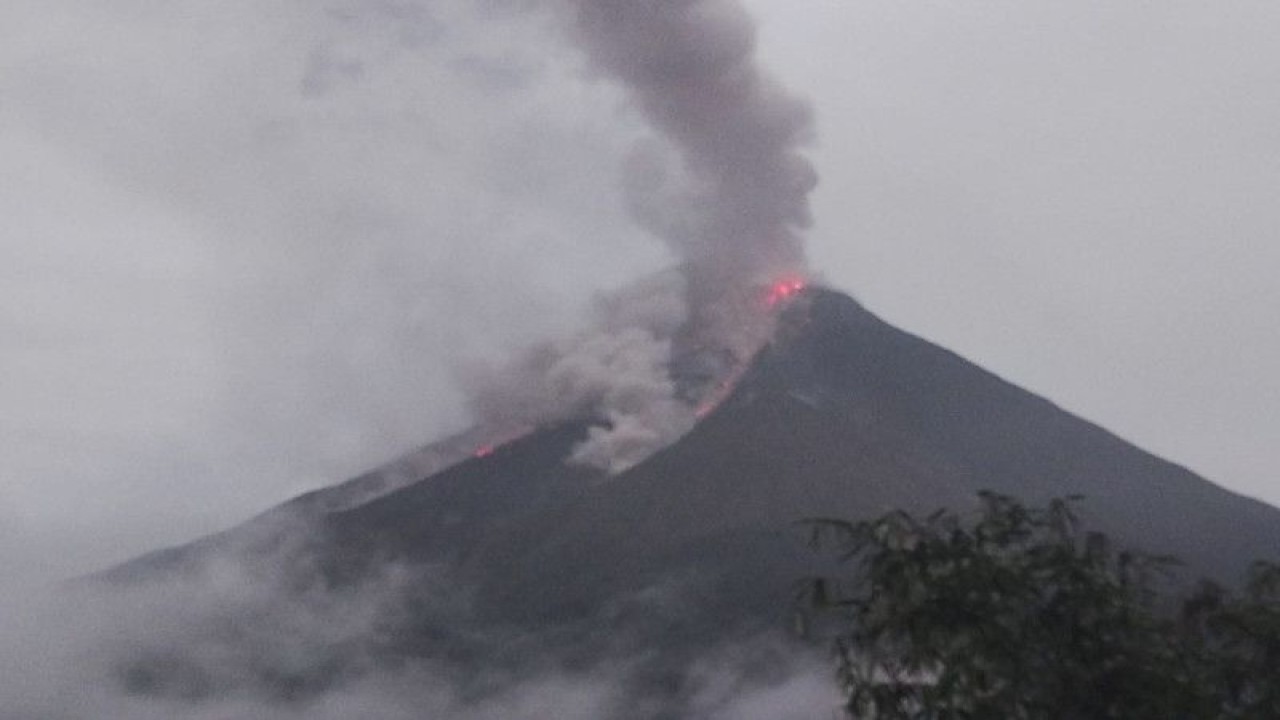 Pos Pengamatan Gunung Api (PGA) Karangetang, Kabupaten Kepulauan Sitaro, Sulawesi Utara mengajak masyarakat mematuhi  rekomendasi yang dikeluarkan Pusat Vulkanologi dan Mitigasi Bencana Geologi (PVMBG). ANTARA/HO-PVMBG (1)