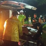 Polisi bantu evakuasi pemudik yang meninggal di Jalur Gentong-1682491316