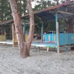 Pondok wisata yang berada di pantai Hamadi, Kota Jayapura (ANTARA/HO-Dokumen pribadi Felson Mambrasar)-1681722353