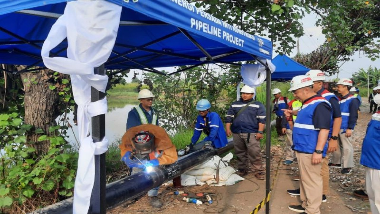 Proyek pipa gas bumi ruas Semarang-Kendal, Jawa Tengah, yang dikerjakan PT PGN Tbk. ANTARA/HO-PT PGN Tbk