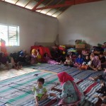 Ratusan korban tanah retak di Ponorogo bertahan di pengungsian-1681301825