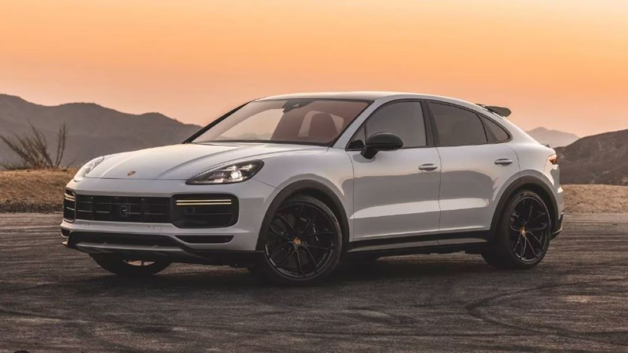 Ilustrasi. Porsche Cayenne menjadi salah satu kendaraan yang terdampak recall di Korea Selatan. (Edmunds)