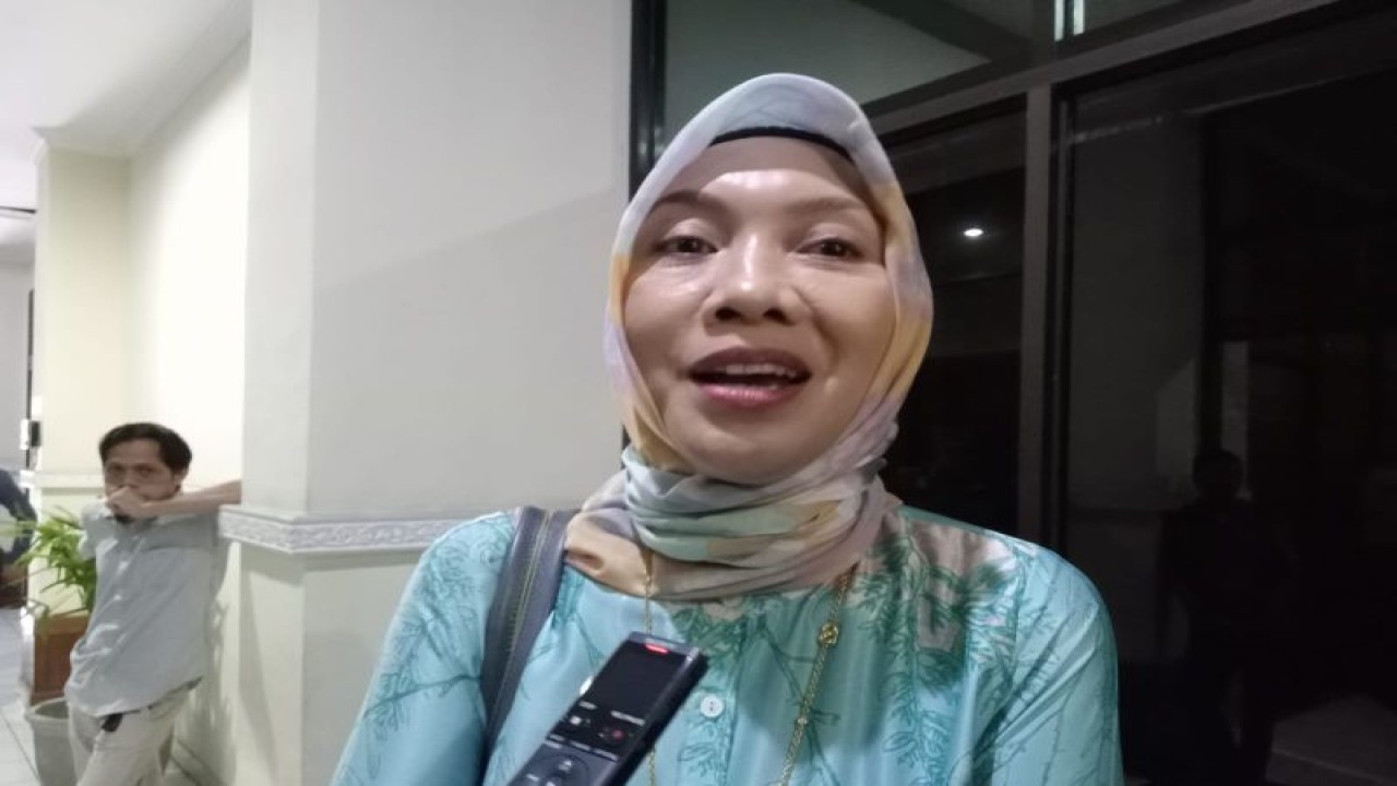 Direktur Utama Rumah Sakit Umum Daerah (RSUD) Kota Mataram Hj Ni Ketut Eka Nurhayati. (ANTARA/Nirkomala)