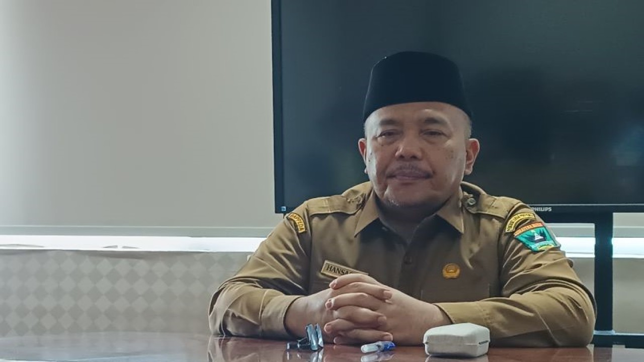 Sekda Provinsi Sumatera Barat, Hansastri. (ANTARA/Miko Elfisha)