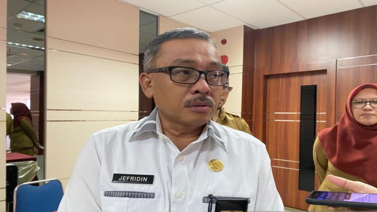 Sekretaris Daerah Kota Batam Jefridin Hamid (ANTARA/Jessica)