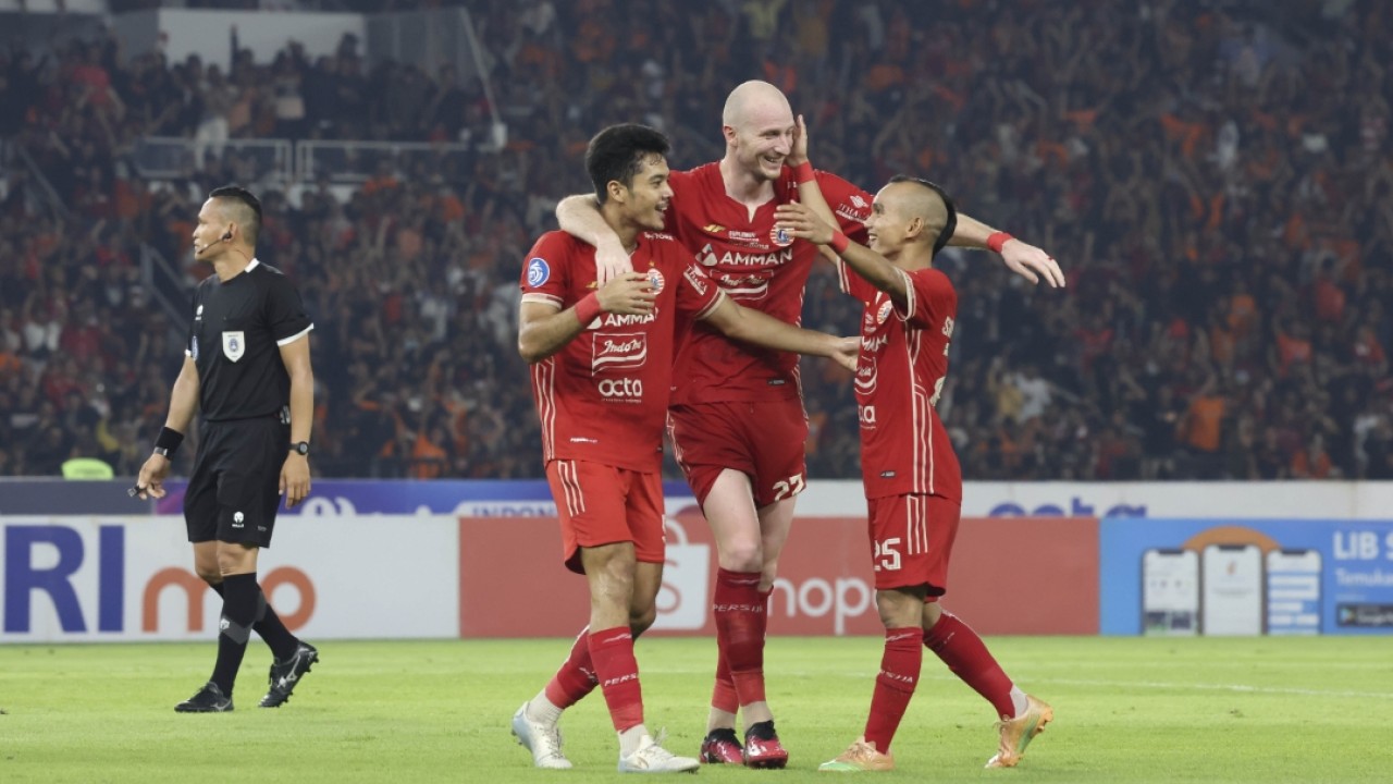 Selebrasi skuad Persija