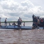 Speed boat Evelin Calisa 01 dalam kondisi terbalik. (ANTARA/tangkapan layar)-1682596233