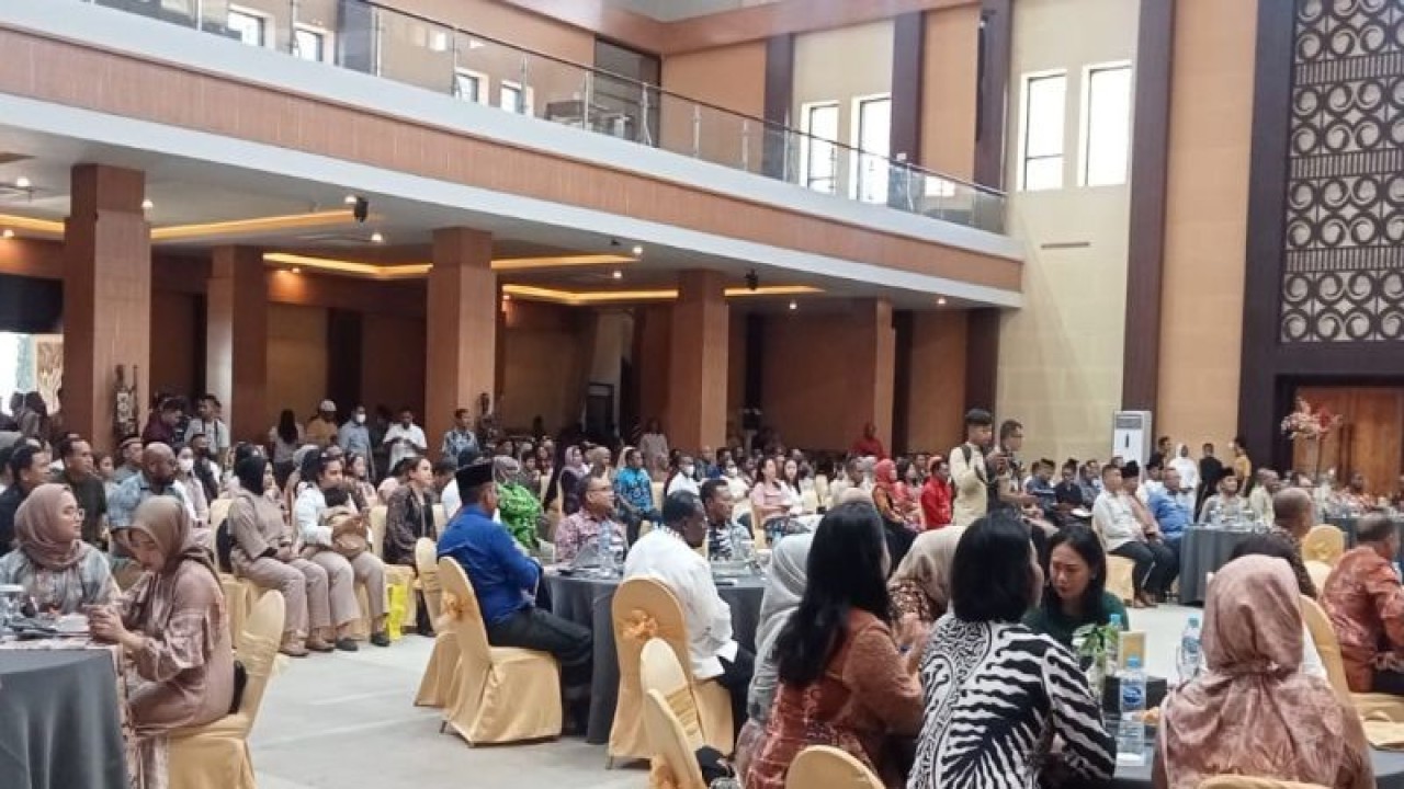 Suasana acara silaturahim antara Pemerintah Provinsi Papua Barat Daya bersama masyarakat. (ANTARA/Yuvensius Lasa Banafanu)