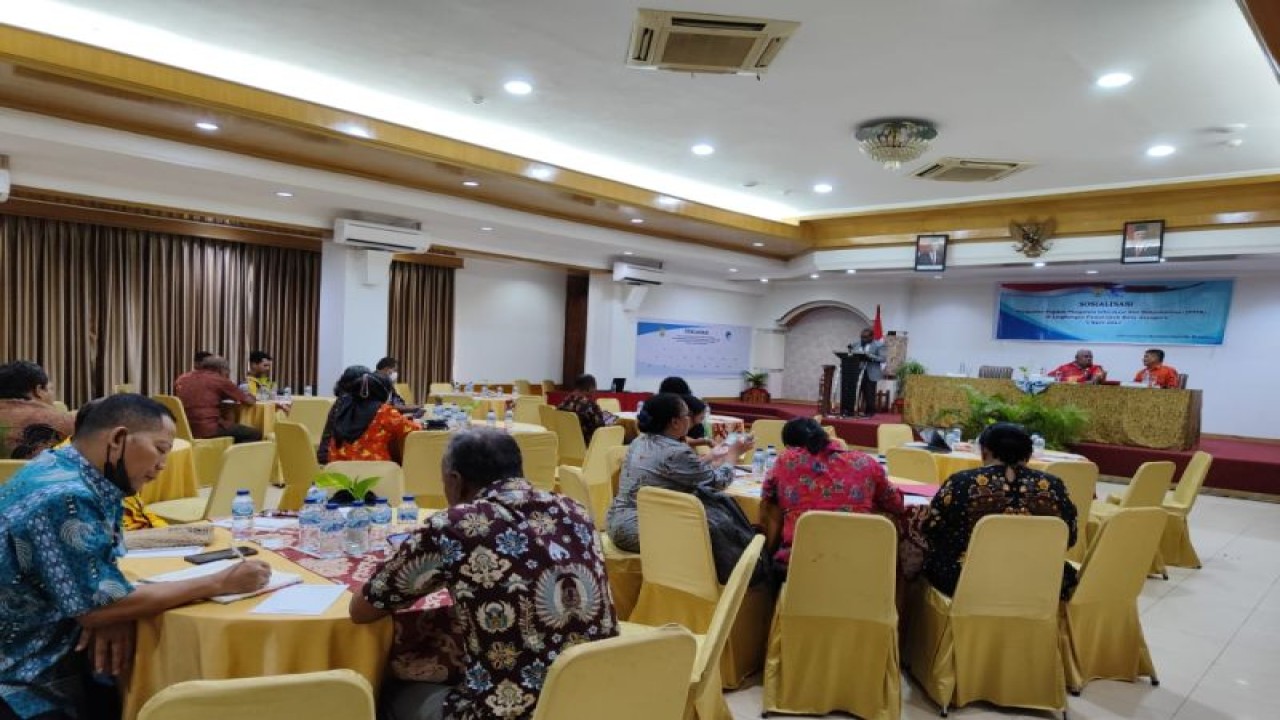 Suasana sosialisasi penguatan PPID yang melibatkan seluruh OPD di lingkungan Pemkot Jayapura (ANTARA/HO-Humas Pemkot Jayapura)