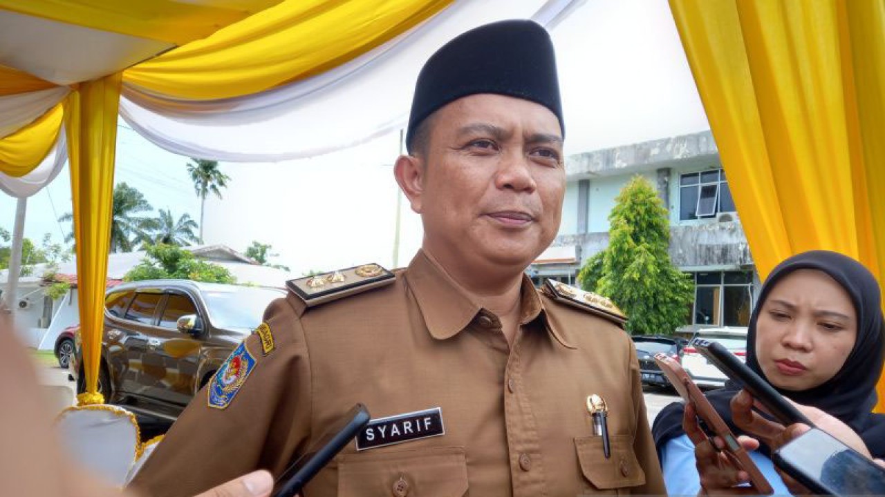 Kepala Biro Pemerintahan dan Kesejahteraan Rakyat (Pemkesra) Sekretariat Daerah Provinsi Bengkulu Syarifuddin. ANTARA/Anggi Mayasari